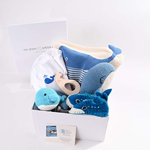 Подаръци за деца, които се връщат - Органични играчки и дрехи за бебето Save The Whales (3-6 месеца)