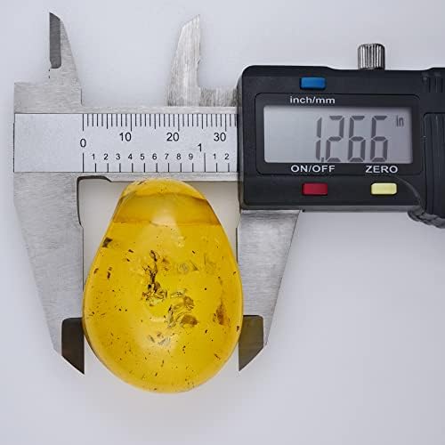Амулет от Балтийски кехлибар под формата на Скарабея 23 грама | 0,81 унция | 115 карата
